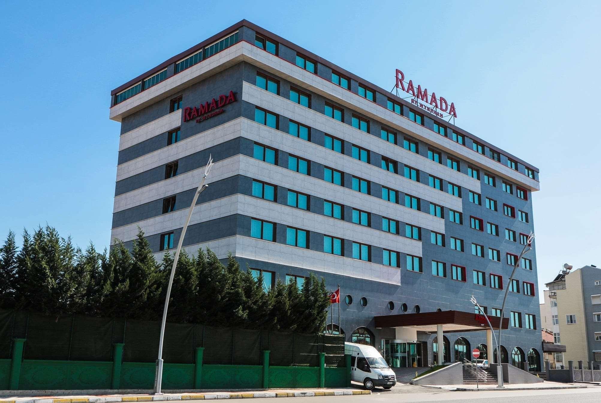 Ramada Uşak Exterior foto